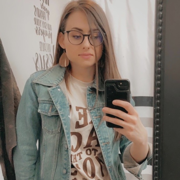 About Me - Picture 3 of 4